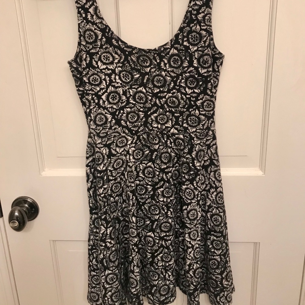 Ecote Dress